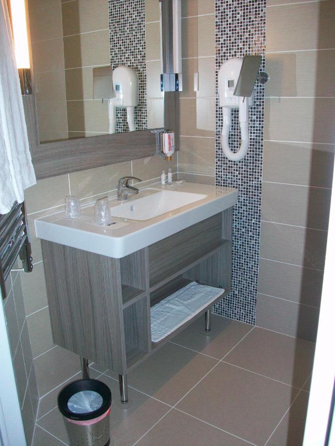 Ibis Styles Melun Rubelles Exterior foto