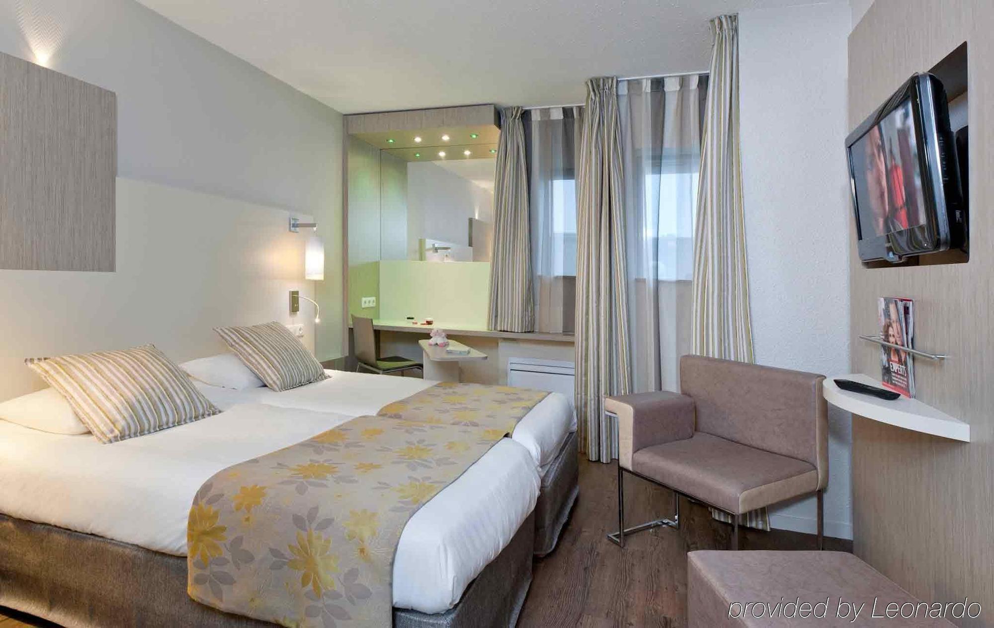 Ibis Styles Melun Rubelles Exterior foto