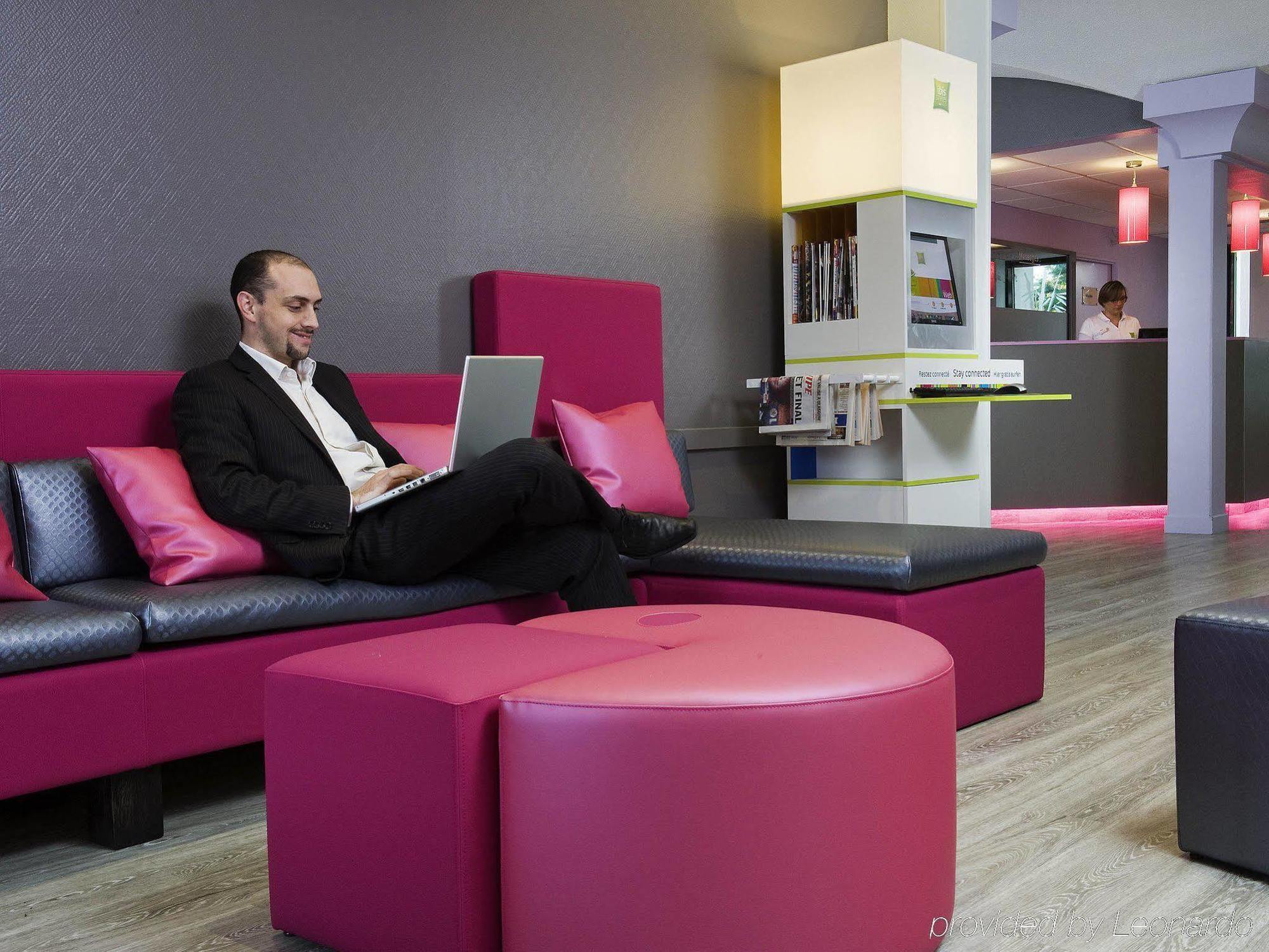 Ibis Styles Melun Rubelles Exterior foto