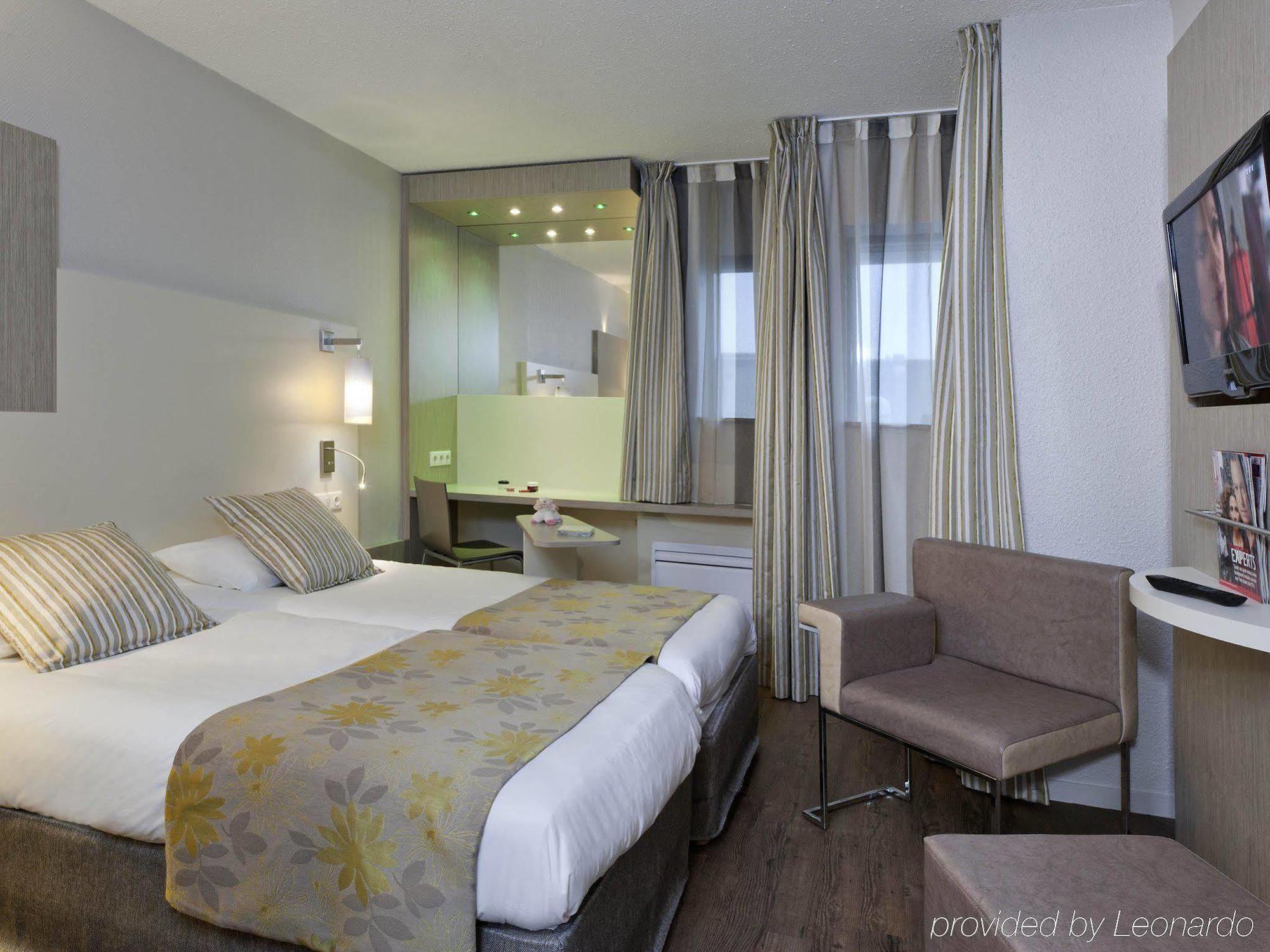 Ibis Styles Melun Rubelles Exterior foto